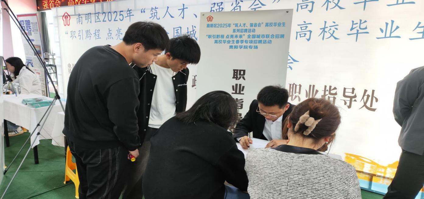 _cgi-bin_mmwebwx-bin_webwxgetmsgimg__&MsgID=734024760398434218&skey=@crypt_e450d3e9_e7a87602f979ebe608b7173608d9e755&mmweb_appid=wx_webfilehelper